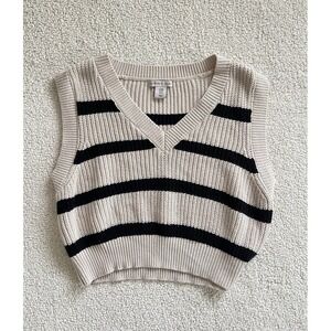 Sincerely Jules Minimalist Striped Knit Vest Preppy V-Neck Classic Cream Black M